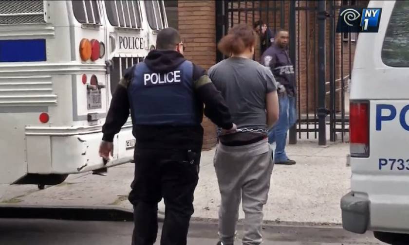 Νέα Υόρκη: Σύλληψεις 120 μελών συμμοριών σε μεγάλη επιχείρηση της Αστυνομίας (pic+vid)