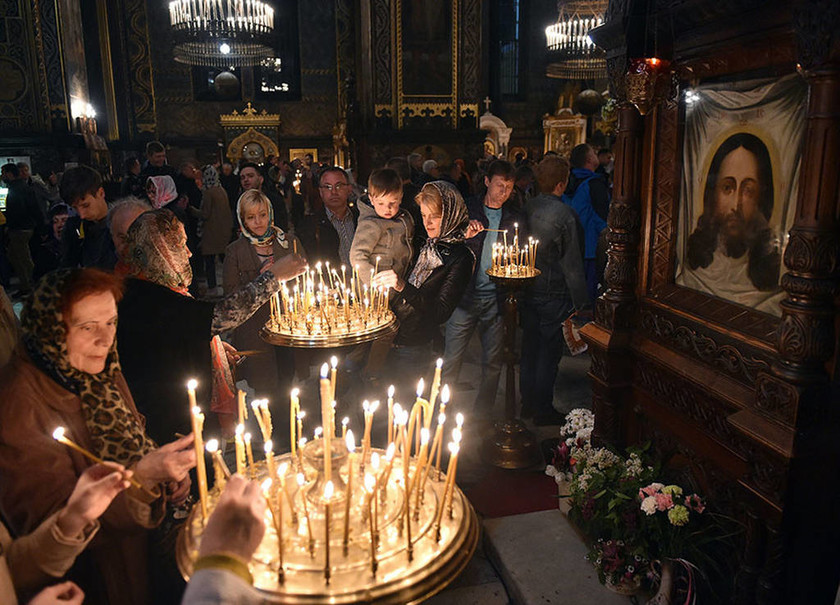 Εκατομμύρια Ρώσοι ορθόδοξοι γιόρτασαν το Πάσχα