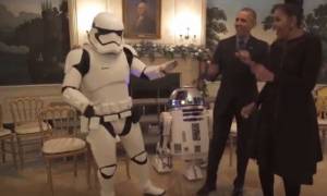 Ο ξέφρενος χορός των Ομπάμα με τους στρατιώτες του Star Wars! (vid)