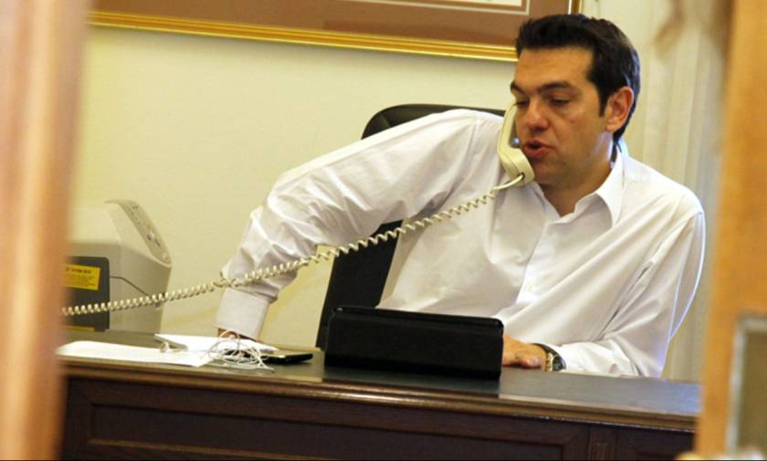 Eurogroup: Τηλεφωνικές επαφές Τσίπρα με τους πολιτικούς αρχηγούς