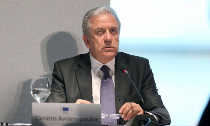 Αβραμόπουλος: Θα εφαρμοστεί πρόστιμο σε όσες χώρες αρνούνται να συνδράμουν στο προσφυγικό