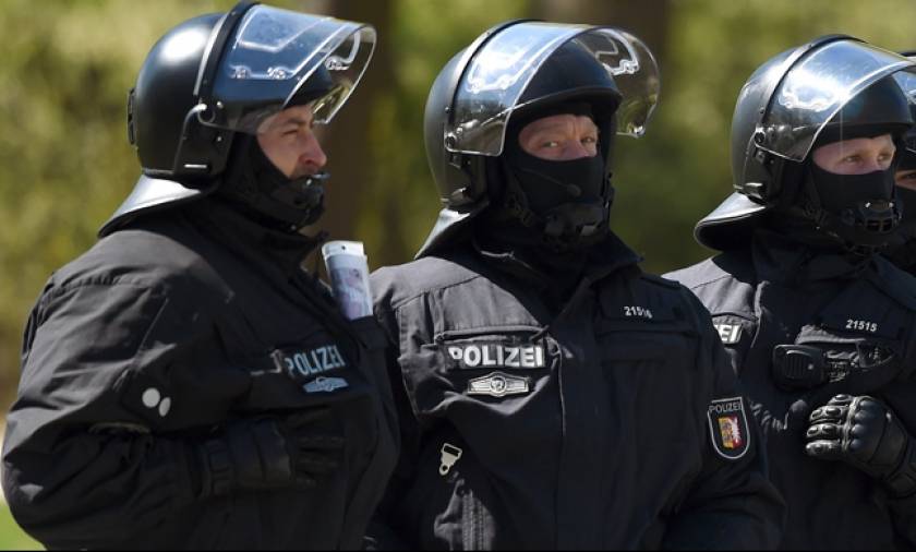Γερμανία: Έρευνα σε 40 υπόπτους για τρομοκρατία που εισήλθαν στη χώρα ανάμεσα στους πρόσφυγες
