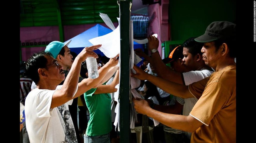 Λίγο πριν τις εκλογές στη Μανίλα στις Φιλιππίνες