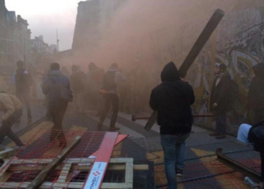 Εκτός ελέγχου η κατάσταση στη Γαλλία: Απαγόρευση διαδηλώσεων έπειτα από μια «νύχτα φωτιάς» (Vids)