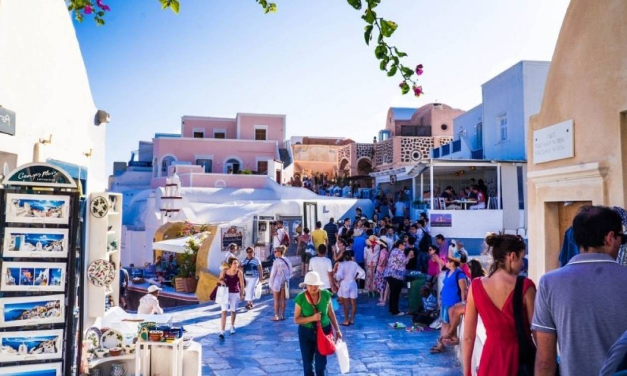 Εκτοξεύθηκαν κατά 500% οι αφίξεις Ρώσων τουριστών στην Ελλάδα