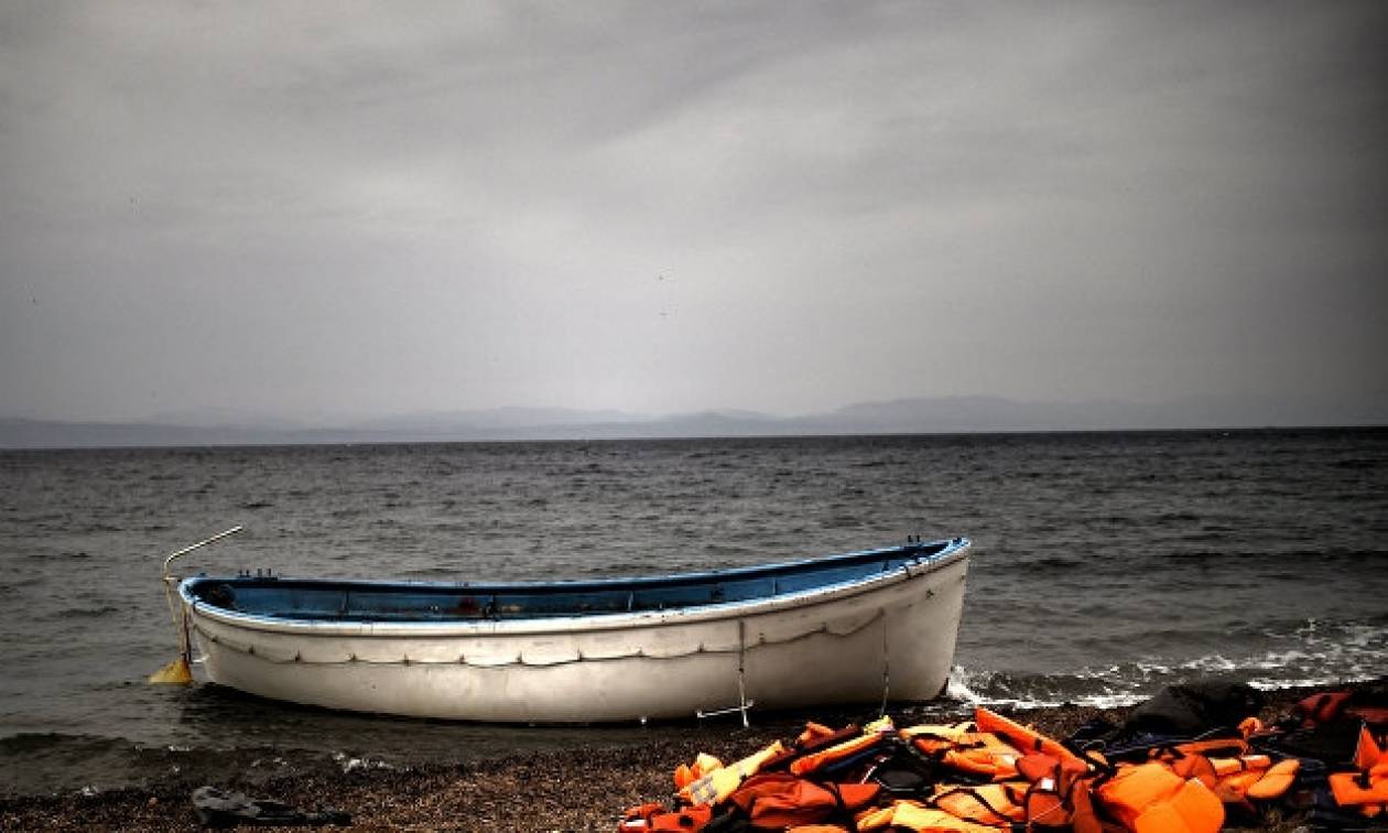 Αυτή είναι η Ευρώπη σας: Φωτογραφία σοκ με πνιγμένο βρέφος στη Μεσόγειο