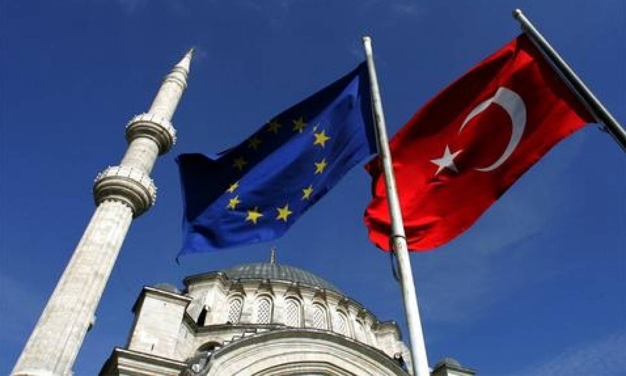 Τουρκία - ΕΕ: Αρχίζουν αύριο διαπραγματεύσεις σε επίπεδο εμπειρογνωμόνων για τις βίζες