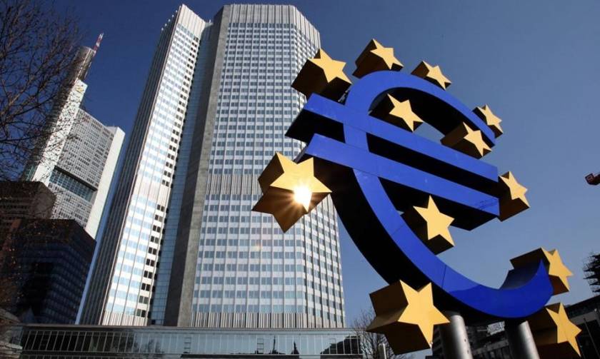 Reuters: Δεν είναι πιθανή η επαναφορά φθηνού δανεισμού για τις ελληνικές τράπεζες