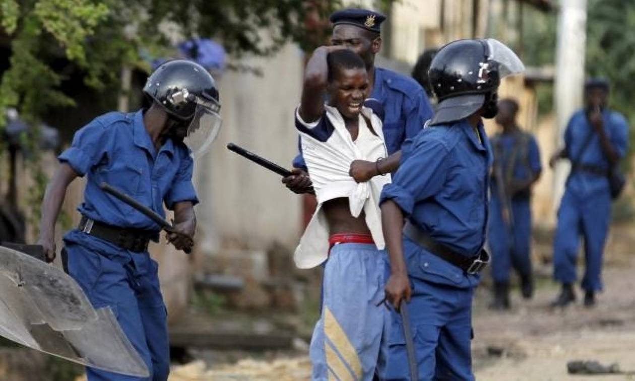 Σοκ στο Μπουρούντι: Αστυνομικοί άνοιξαν πυρ κατά μαθητικής διαδήλωσης