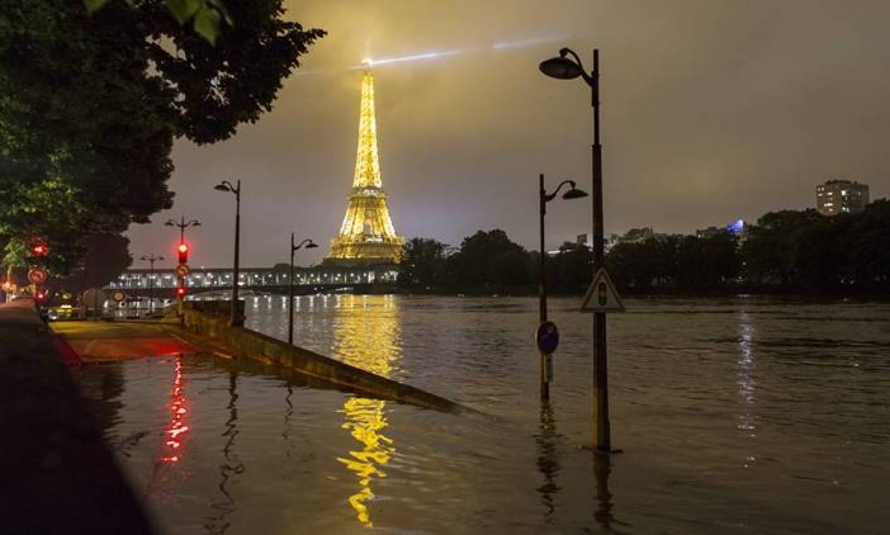 Γαλλία: Υποχωρεί με αργούς ρυθμούς η στάθμη του ποταμού Σηκουάνα (pic+vid)