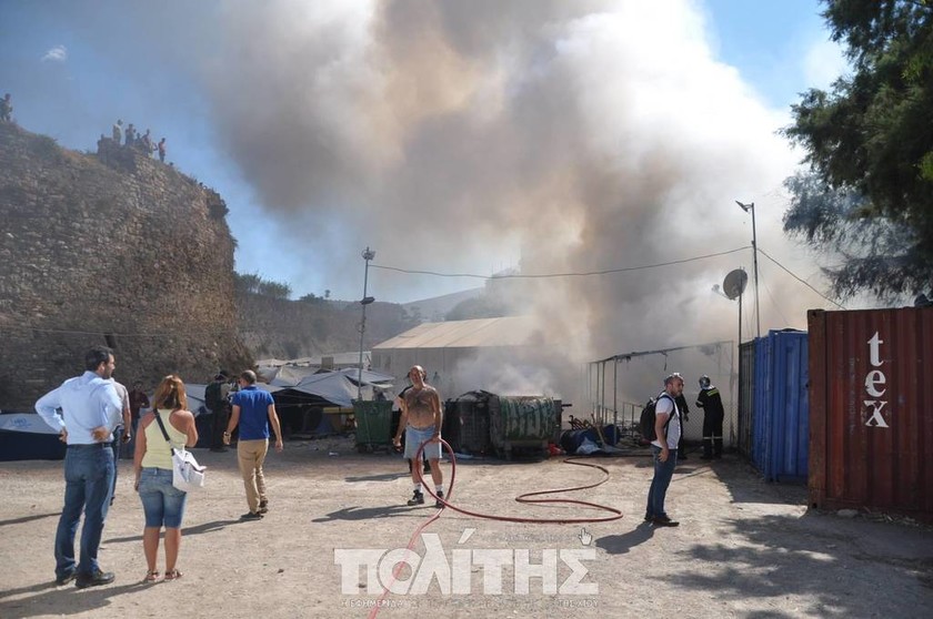 Χίος: Πυρκαγιά στον καταυλισμό της Σούδας