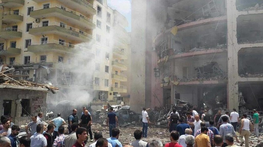 Βομβιστική επίθεση σε κτήριο Αστυνομικής Διεύθυνσης στην Τουρκία