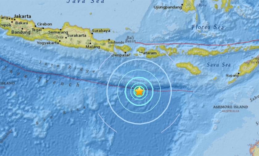 Ισχυρός σεισμός 6,2 Ρίχτερ συγκλόνισε την Ινδονήσια