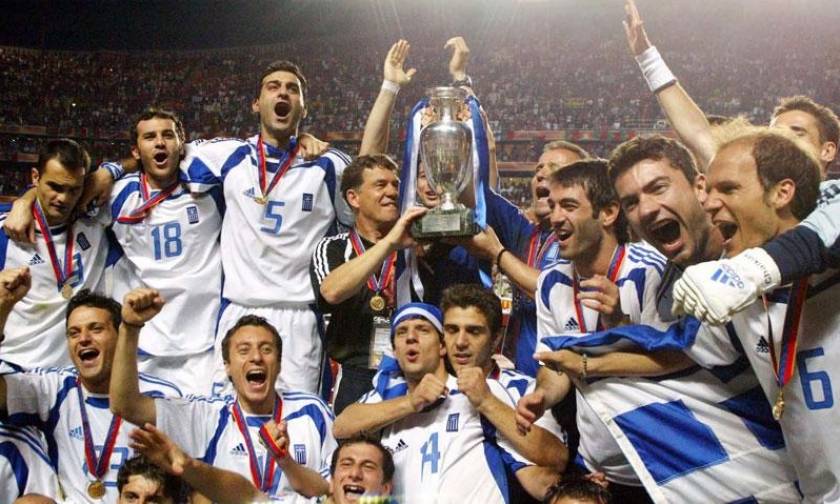Σαν σήμερα το 2004 η Ελλάδα κάνει την πρώτη εμφάνισή της στο Ευρωπαϊκό Πρωτάθλημα Ποδοσφαίρου