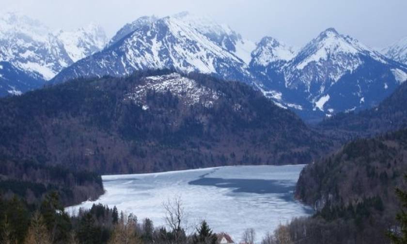 Απίστευτο! Ξεναγός μέθυσε και εγκατέλειψε τους τουρίστες στις Άλπεις