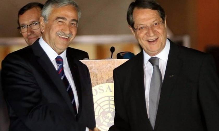 Κύπρος: Σε λύση του Κυπριακού ελπίζουν Αναστασιάδης - Ακιντζί
