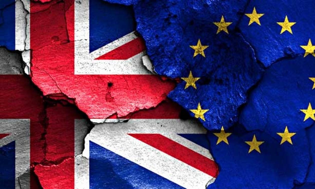Brexit: Τρίζουν τα θεμέλια της ΕΕ - Σε μπελάδες οι Βρετανοί