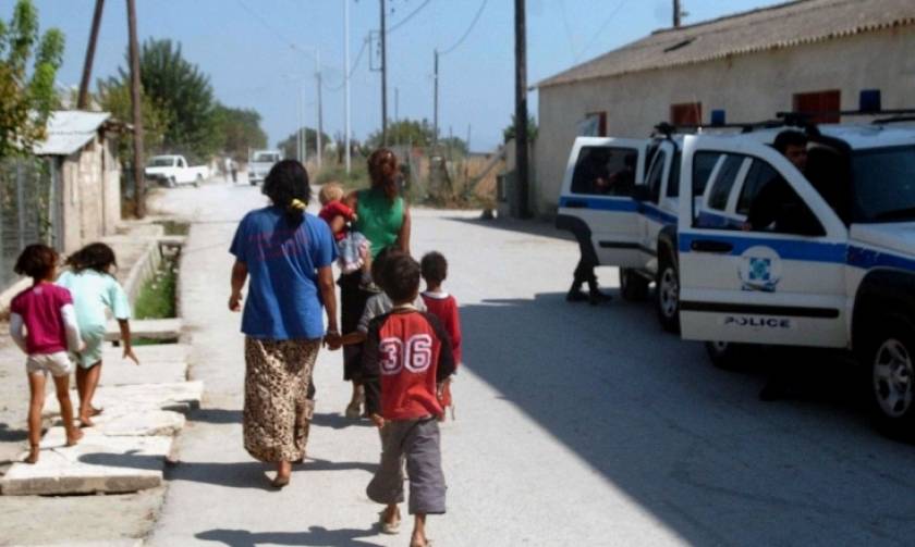 Μέγαρα: Εξαρθρώθηκε εγκληματική ομάδα ανηλίκων Ρομά που έκανε κλοπές και λήστευε πεζούς