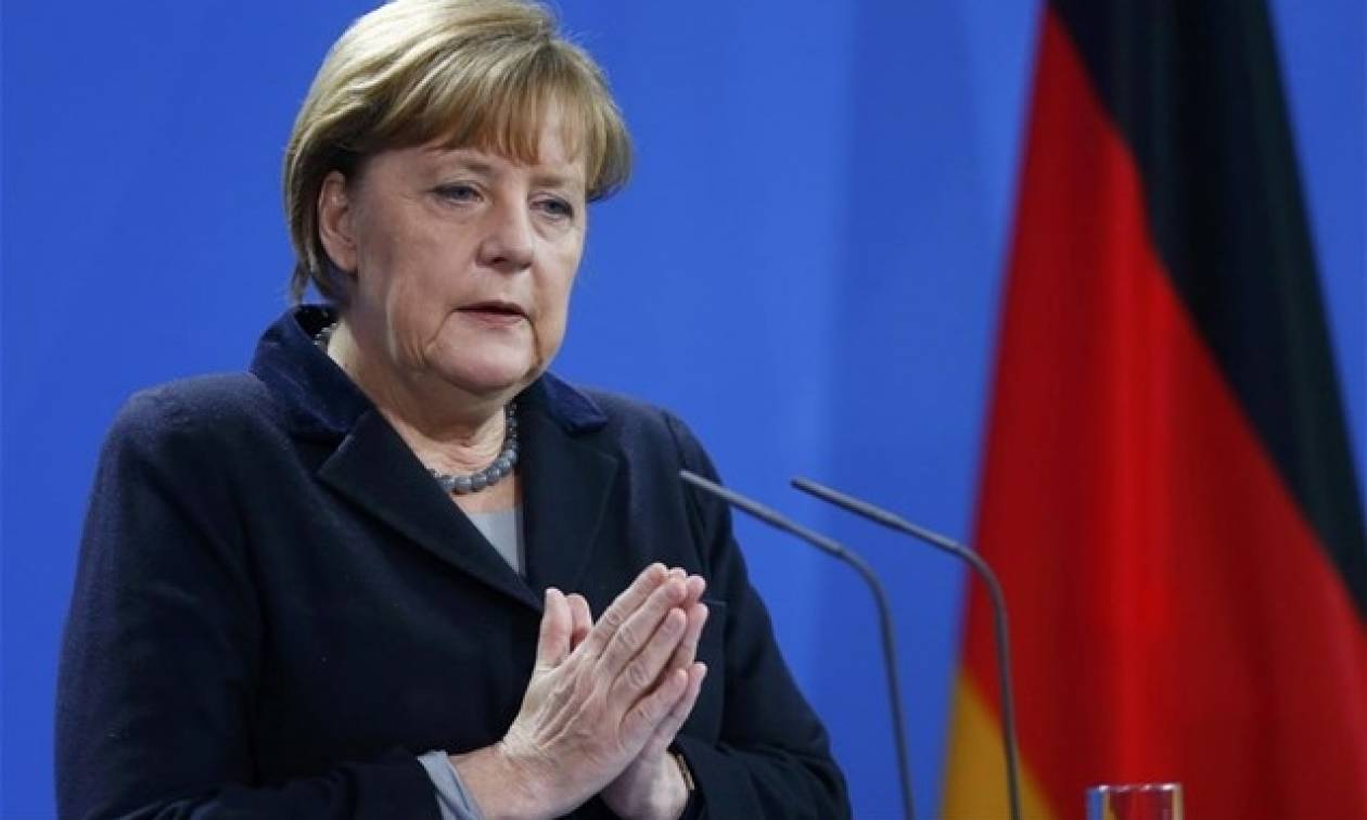 Μέρκελ: Οι γερμανικές αμυντικές δαπάνες πρέπει να αυξηθούν σημαντικά