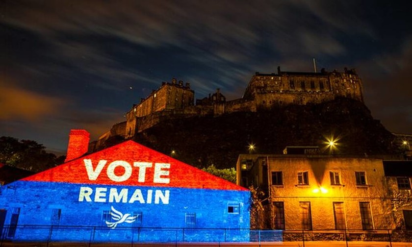 Live: Δημοψήφισμα Brexit - Το μέλλον της Ευρώπης στα χέρια των Βρετανών
