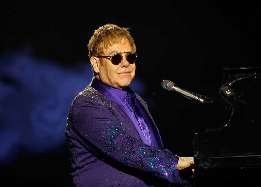 Elton John: Bremain