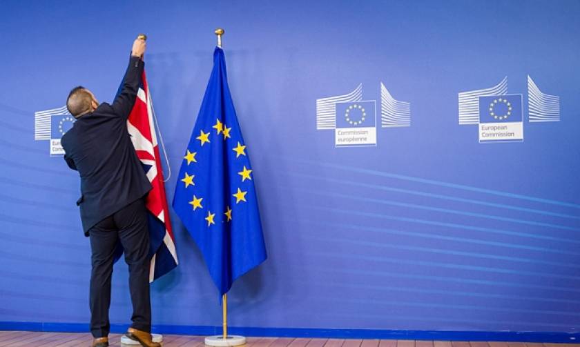 Δημοψήφισμα – Βρετανία: Τι προβλέπει η συνθήκη της ΕΕ για την αποχώρηση της Βρετανίας