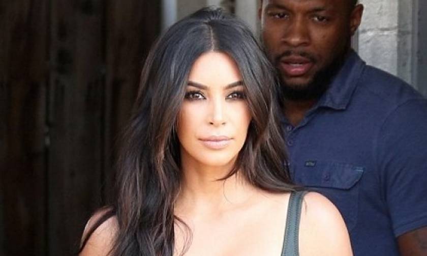 Συμβαίνει ακόμα και στους μεγαλύτερους stars: Η αμήχανη στιγμή της Kim Kardashian