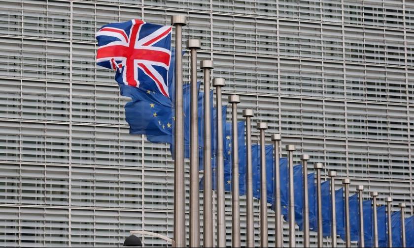 Brexit: Κανονιστικό πλαίσιο Βρετανίας – ΕΕ για το φάρμακο ζητούν οι φαρμακοβιομηχανίες