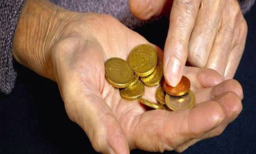 Νέος εφιάλτης από σήμερα για τους συνταξιούχους: Πόσα θα χάσουν