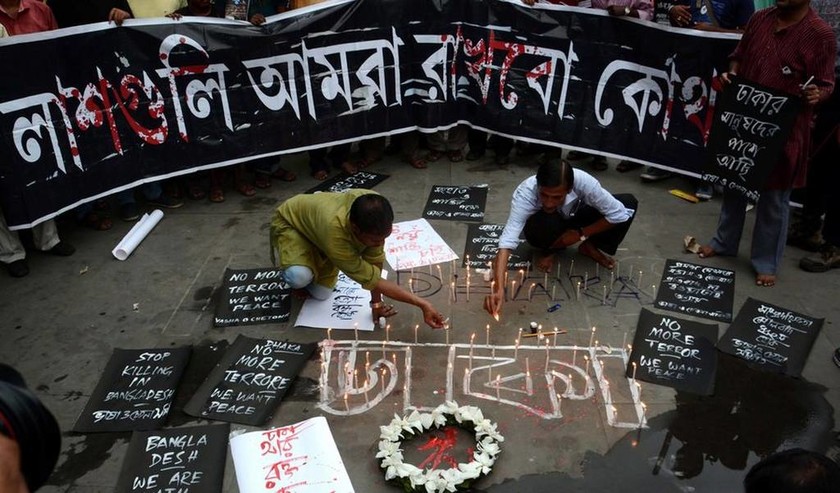 Μπανγκλαντές: Ντόπιοι οι ένοπλοι τζιχαντιστές που διέπραξαν το μακελειό στο εστιατόριο της Ντάκα 