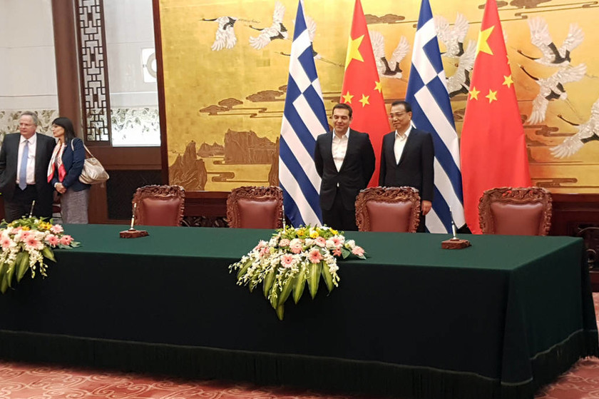 Πεκίνο - Τσίπρας: Συμφωνίες made in China και χωρίς γραβάτα (pics)
