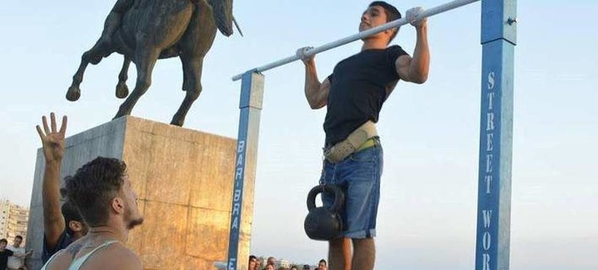 Ο 18χρονος από τη Θεσσαλονίκη που κατέκτησε Ρεκόρ Γκίνες – Έκανε τους πάντες να… παραμιλούν