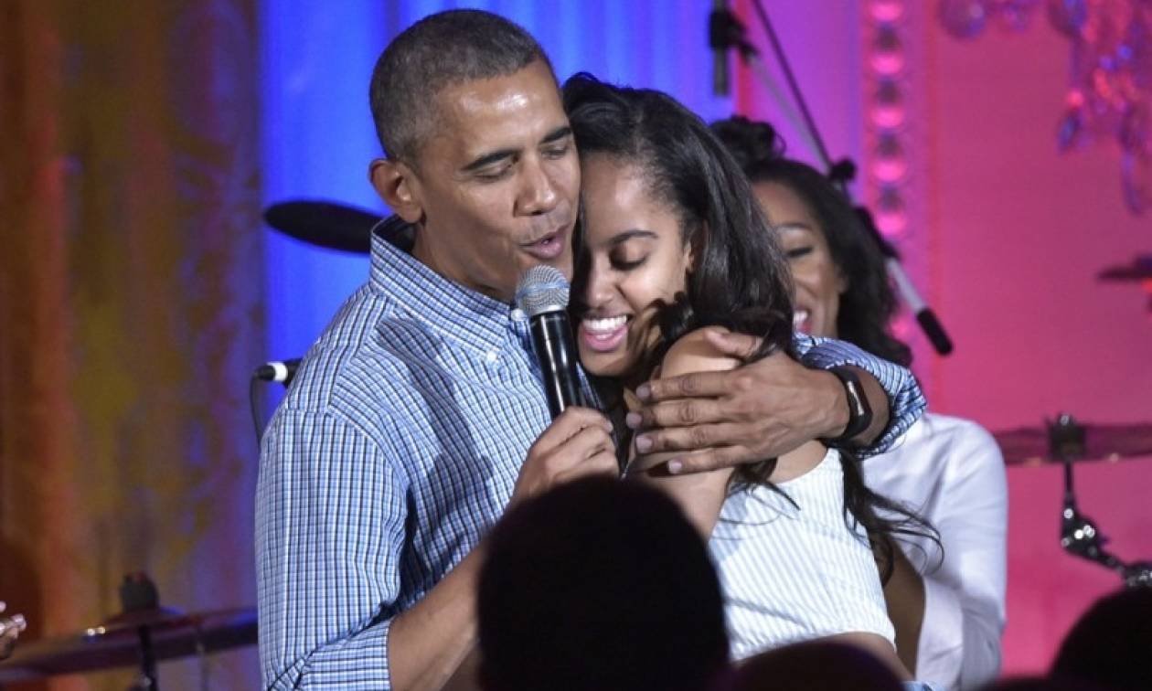 ΗΠΑ: Το... happy birthday του προέδρου Ομπάμα στην κόρη του! (vid)