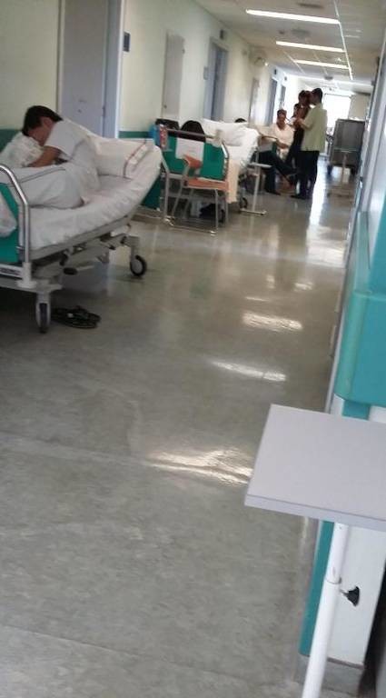 Νοσοκομείο «Αττικόν»: 140 ράντζα στη γενική εφημερία! (pics)