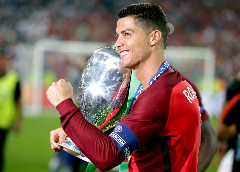 Euro 2016: CAMPEÕES! Πρωταθλήτρια Ευρώπης η Πορτογαλία χωρίς... Κριστιάνο! (pics+vid)