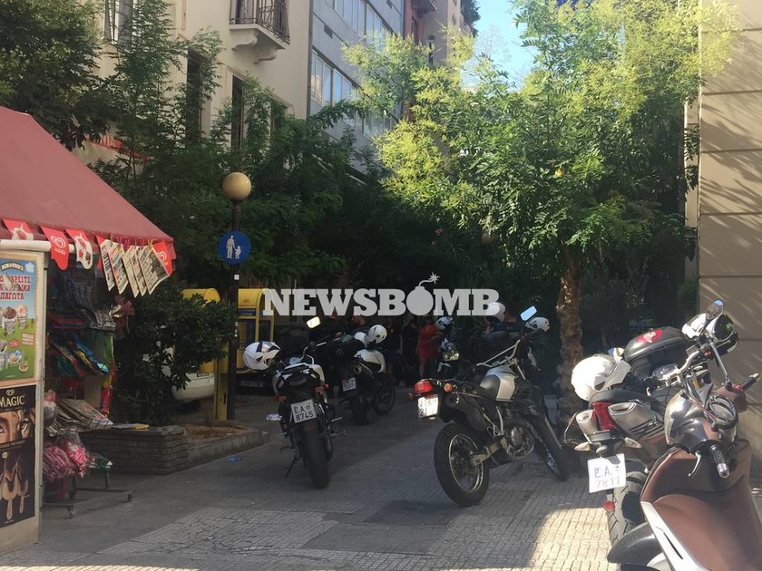 Πυροβολισμοί τώρα στο κέντρο της Αθήνας - Τρεις τραυματίες 
