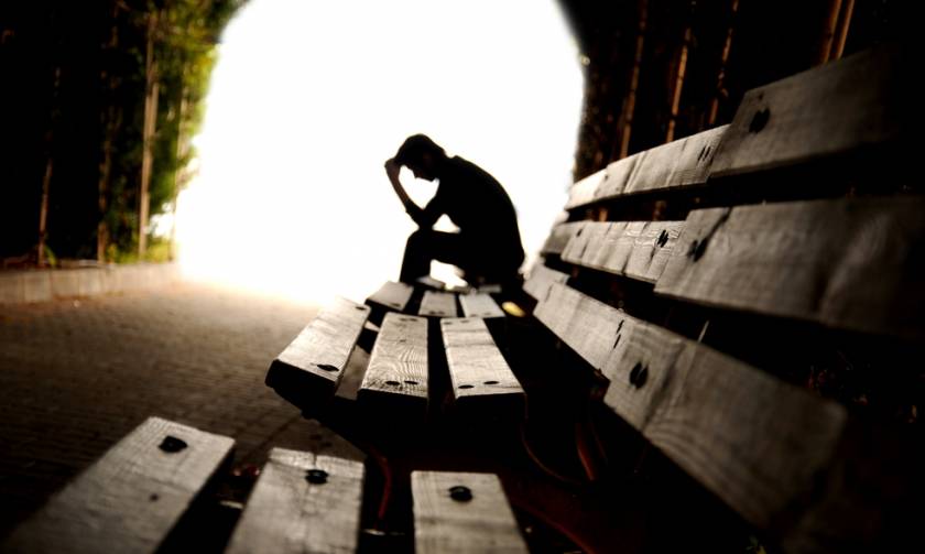 Σοκ στο Αίγιο: Αυτοκτόνησε δίπλα στον 11χρονο εγγονό του