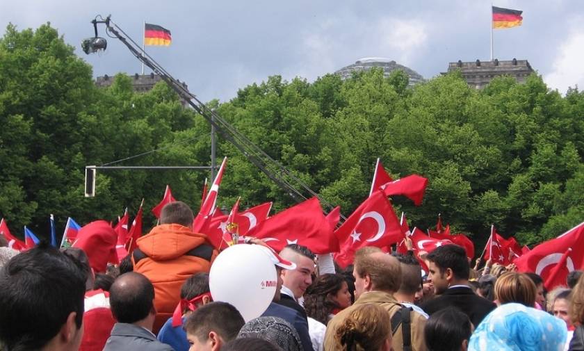 Συγκεντρώσεις πολιτών τουρκικής καταγωγής σε πόλεις της Γερμανίας