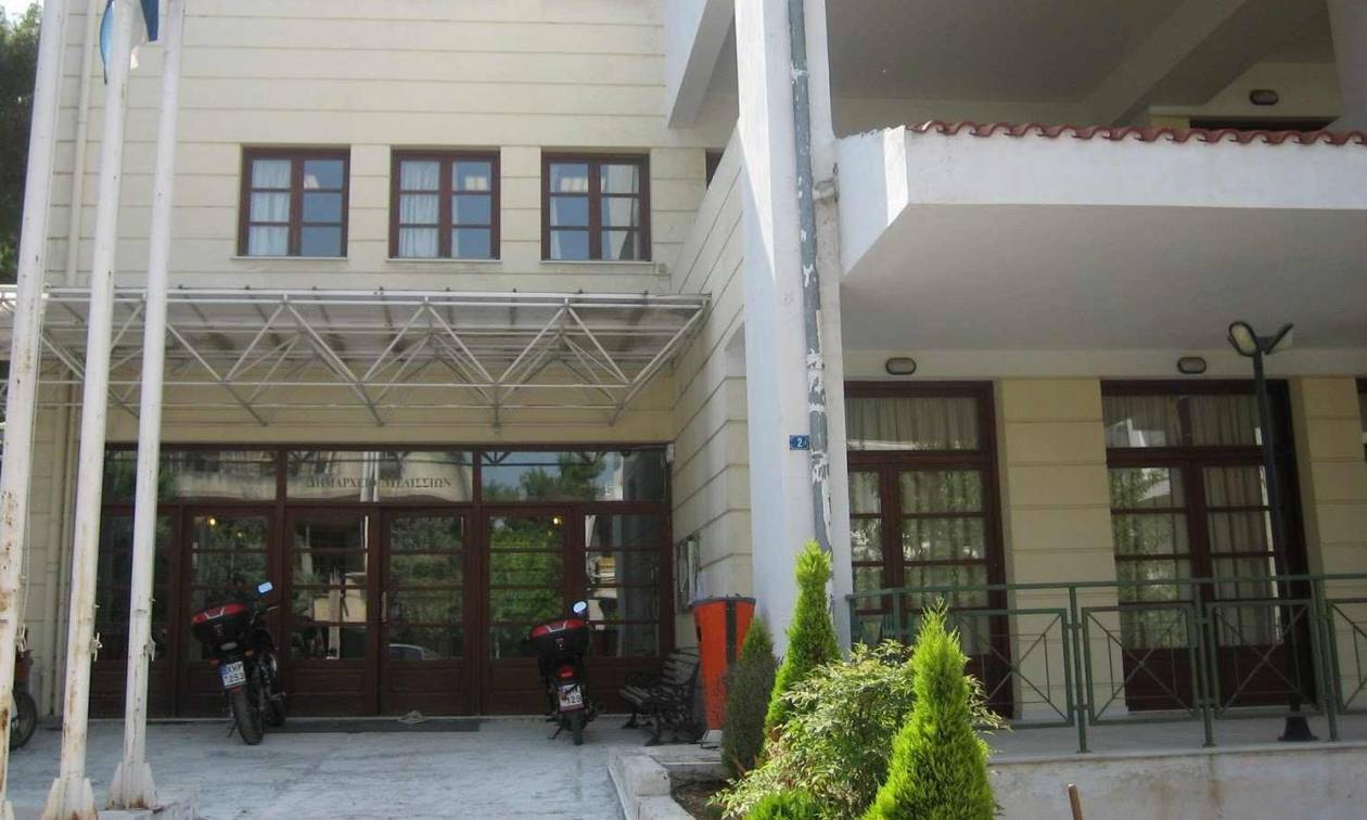 Δήμος Πεντέλης: Ανέθεσε σε εταιρία security τη φύλαξη σχολείων και καταστημάτων