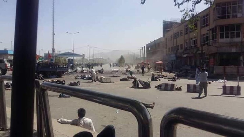 Ισχυρές εκρήξεις συγκλόνισαν την Καμπούλ κατά τη διάρκεια διαδήλωσης - 20  νεκροί και 170 τραυματίες
