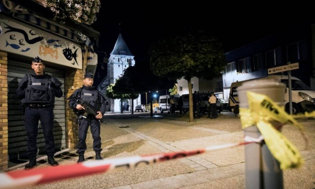 Επίθεση Γαλλία: Σοκάρει η μαρτυρία μοναχής ομήρου για τη σφαγή του ιερέα