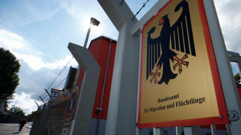 Έκτακτο-Γερμανία: Έκρηξη κοντά σε γραφείο της υπηρεσίας μετανάστευσης στη βόρεια Βαυαρία 