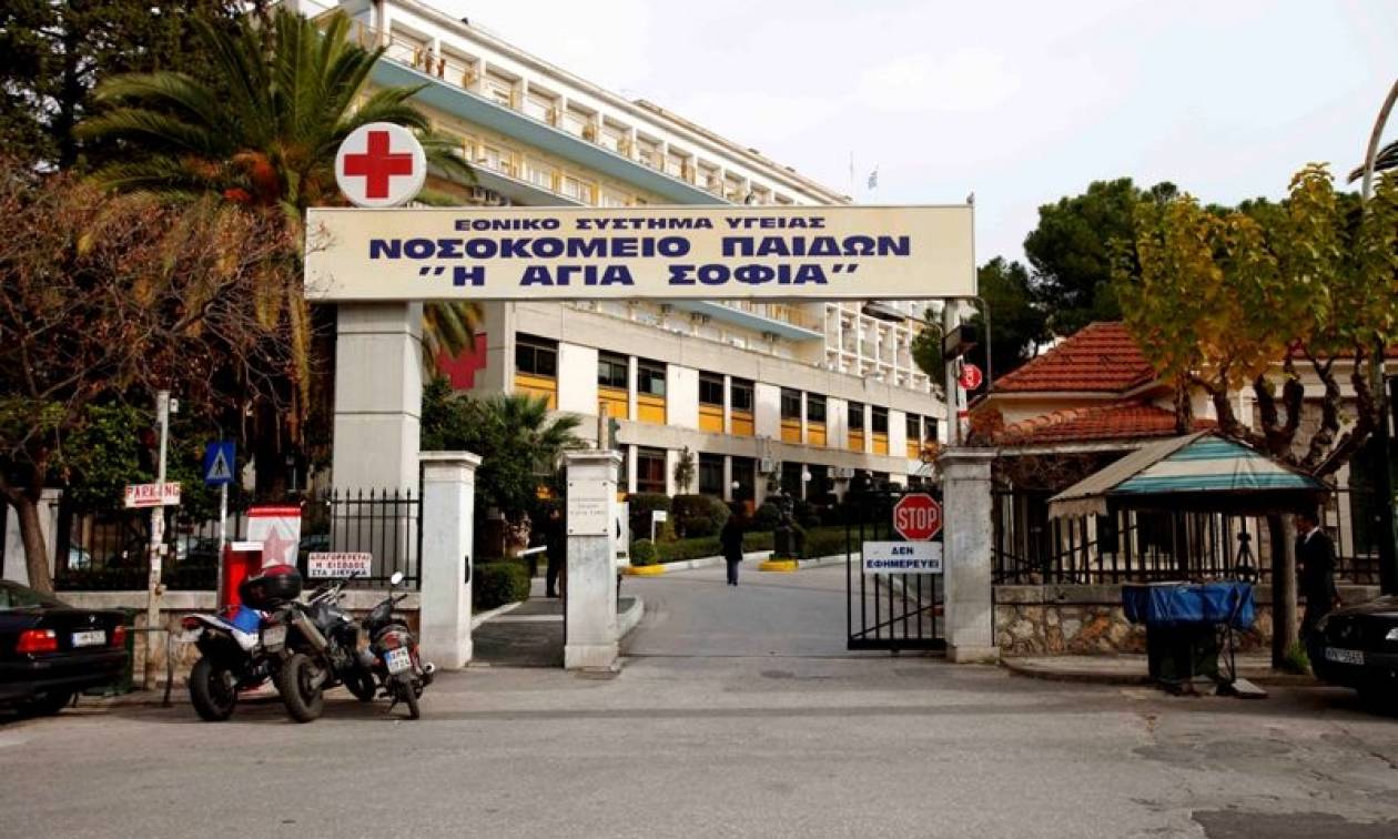 Στην Αθήνα το κοριτσάκι που τραυματίστηκε από ροτβάιλερ στην Κρήτη - Ώρες αγωνίας για την όρασή του