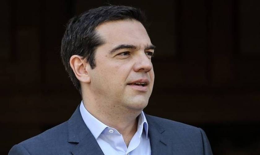 Paros airport belongs only to the people, says PM Tsipras