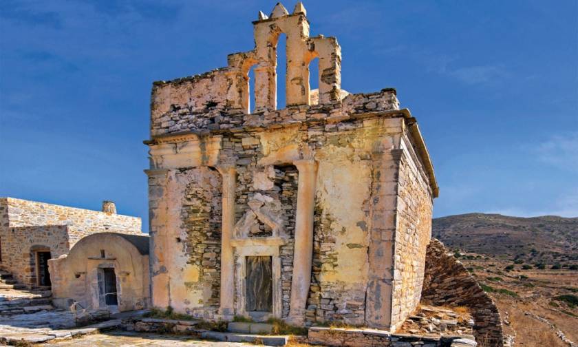 Σίκινος: Αποκατάσταση του Ναού Επισκοπής
