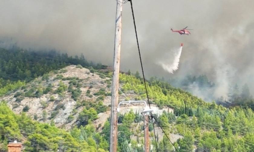 Wildfire in northern Evia still burning