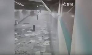 Τρομακτικό βίντεο: Κατέρρευσε η οροφή του μετρό - Έζησε από θαύμα!