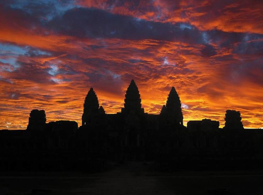 Ο ναός του Άνγκορ Γουάτ στην Καμπότζη