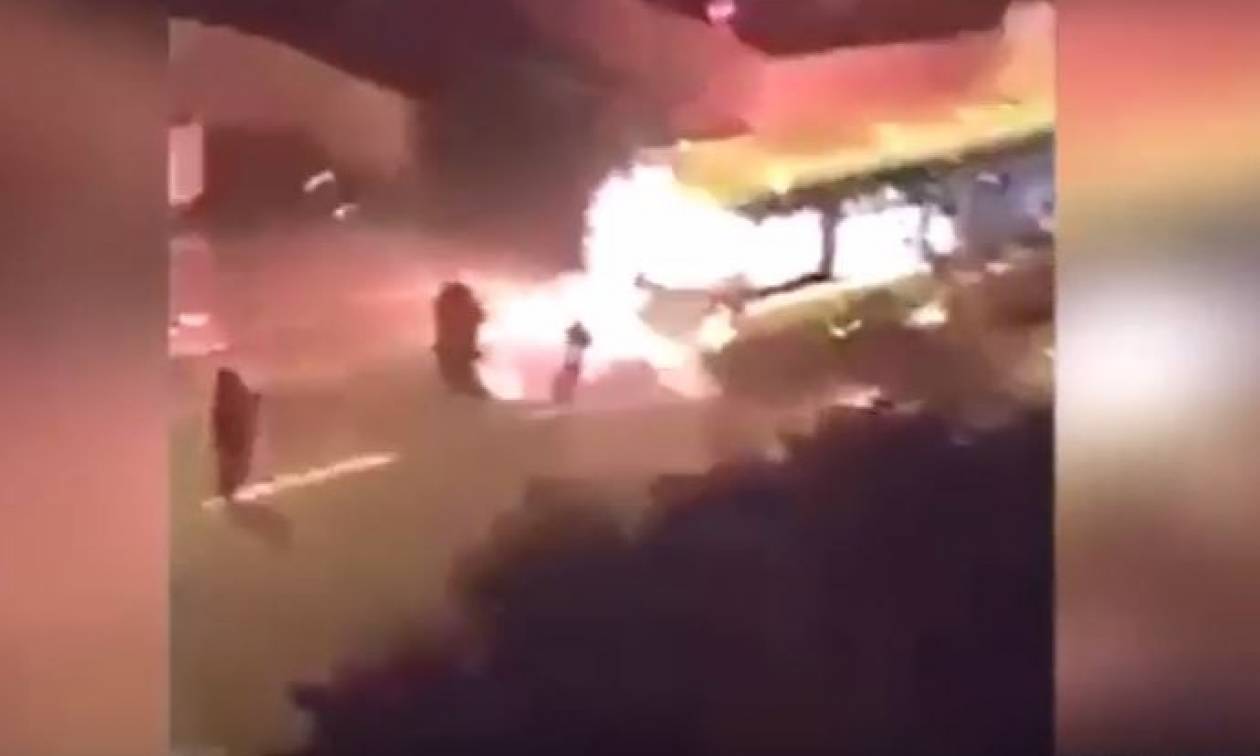 Βίντεο σοκ: Έκαψαν λεωφορείο στο Παρίσι φωνάζοντας «Allahu Akbar»