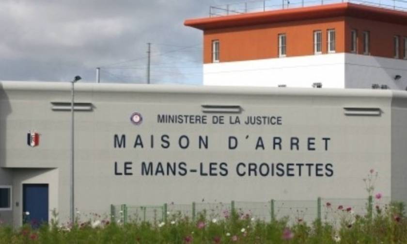 Συναγερμός στη Γαλλία: Τουλάχιστον ένας φύλακας όμηρος από κρατούμενο σε φυλακή